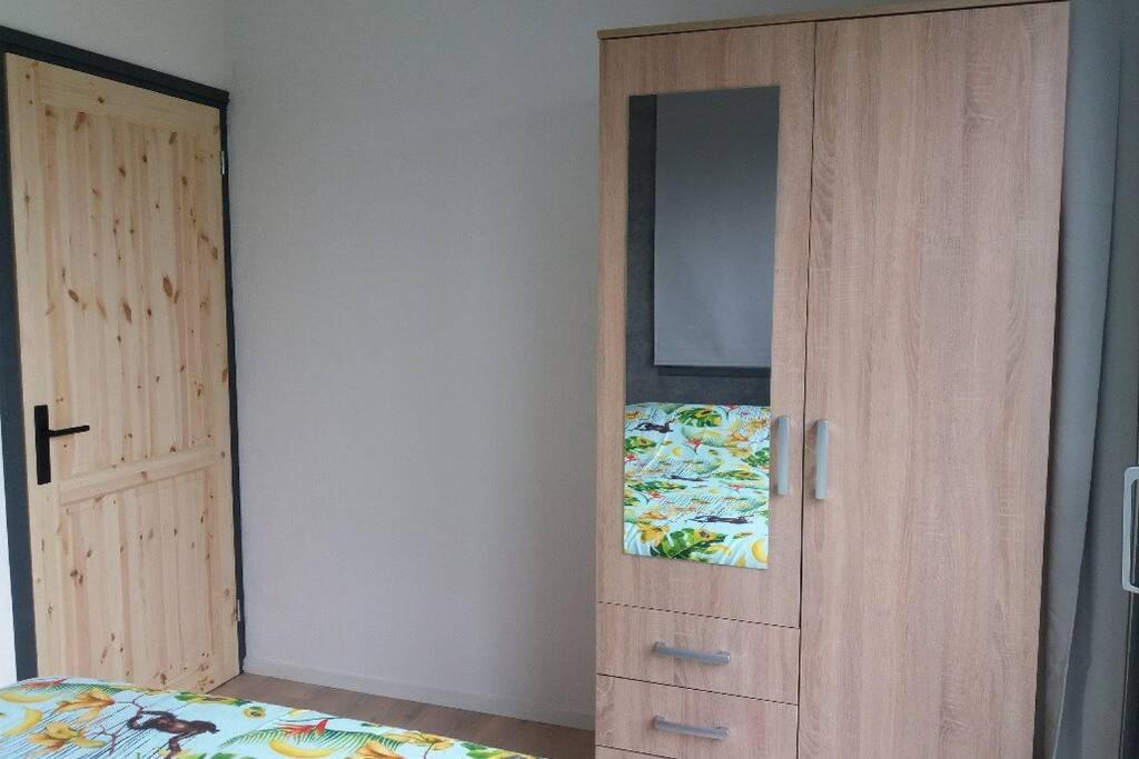 Luxe Vakantie Bungalow Met 3 Slaapkamers Dronrijp المظهر الخارجي الصورة