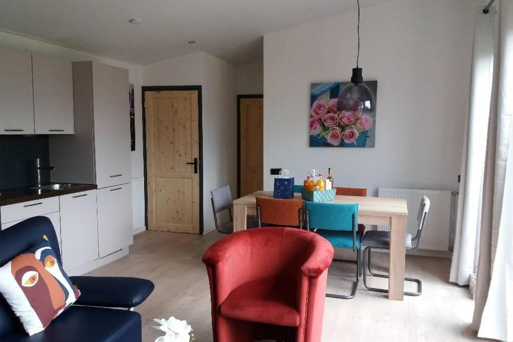 Luxe Vakantie Bungalow Met 3 Slaapkamers Dronrijp المظهر الخارجي الصورة