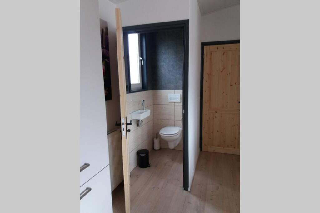 Luxe Vakantie Bungalow Met 3 Slaapkamers Dronrijp المظهر الخارجي الصورة