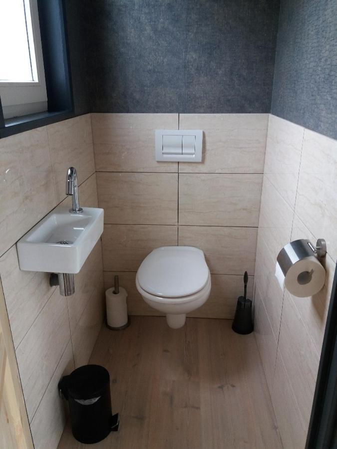 Luxe Vakantie Bungalow Met 3 Slaapkamers Dronrijp المظهر الخارجي الصورة